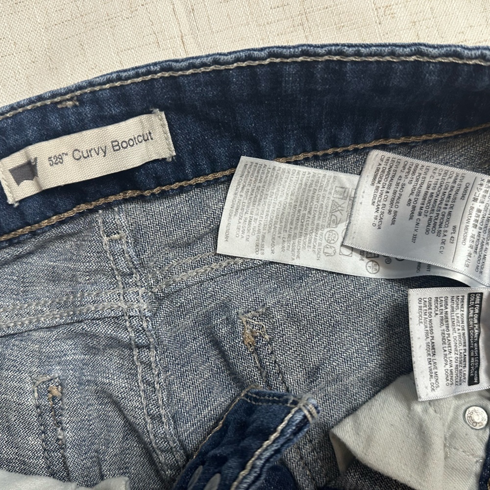 Levi's Dark Blue Flare Jeans - Picture 6 of 12